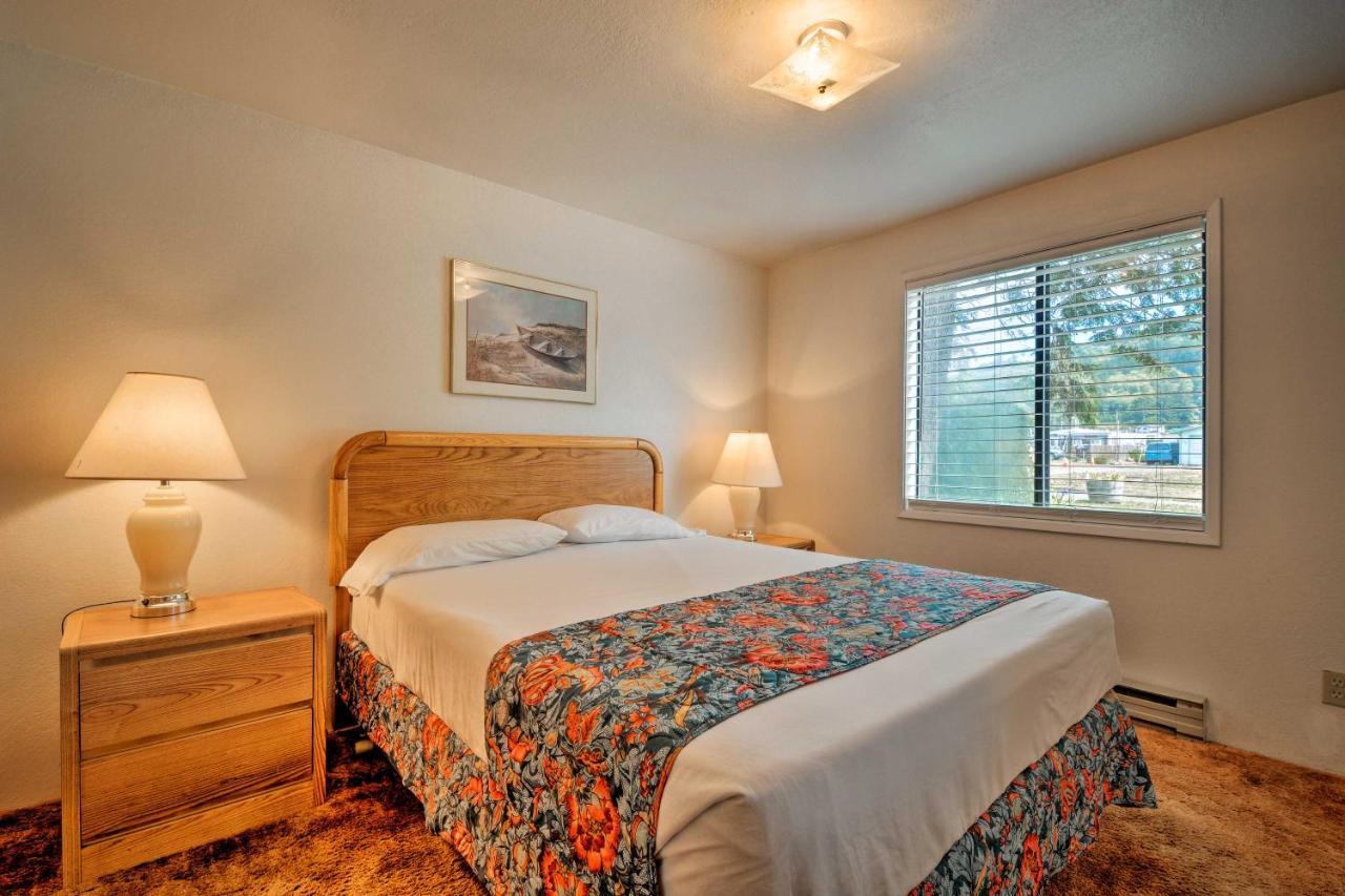 Smith River Vintage Cabin Oceanfront Deck And Views Luaran gambar